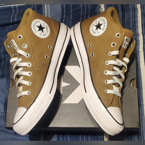 Converse CTAS Malden Street Vintage Mid, New In Box!      Mens 9.5 / Womens 11.5 - Picture 5 of 9